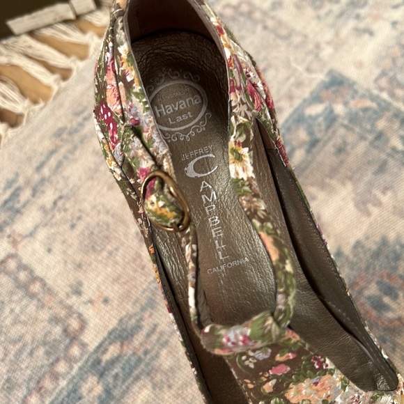 Jeffrey Campbell Foxy Platforms - Picture 8 of 11